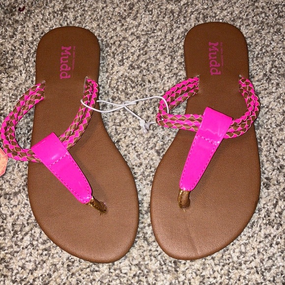NWT Mudd Braided Flip Flops, Small (5-6) - Picture 1 of 6